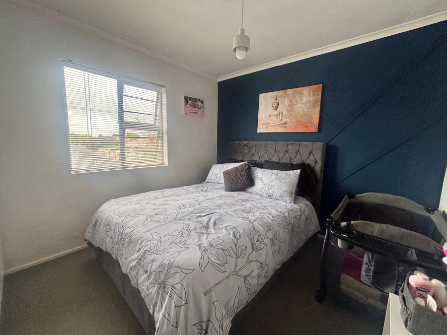 2 Bedroom Property for Sale in Goodwood Park Western Cape